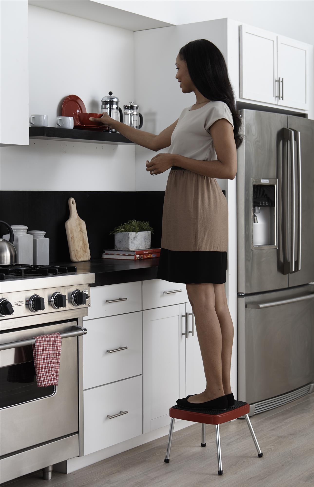 Stylaire Retro One-Step Step Stool - Red - 1-Pack