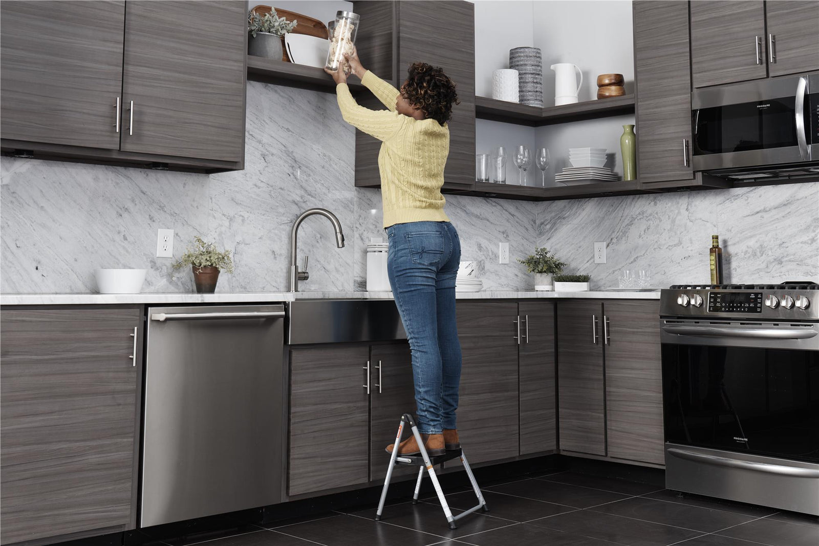 One-Step Step Stool without Handle - Platinum/Black - 1 Step 